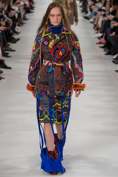 Look 31